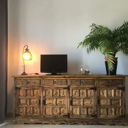 Cozy Lucia Apartament *
